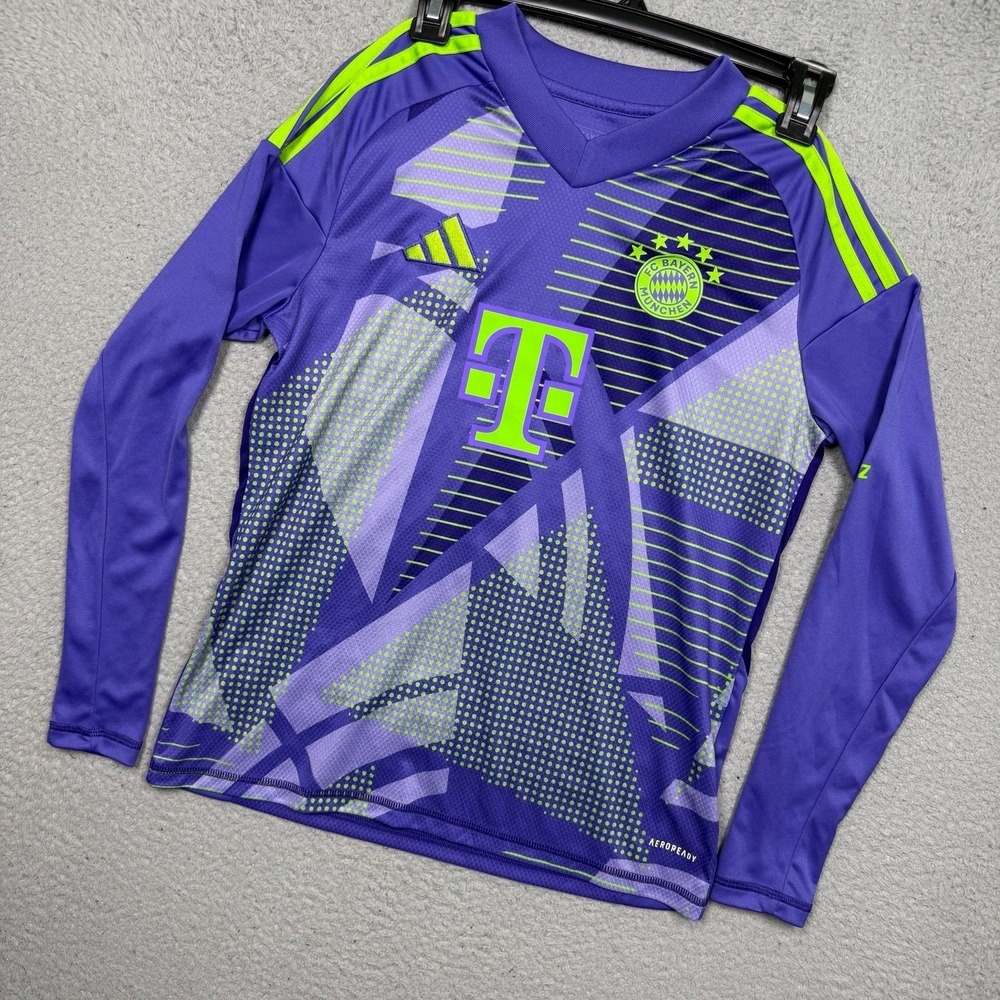 Kids Adidas FC Bayern Munich Goalkeeper Jersey